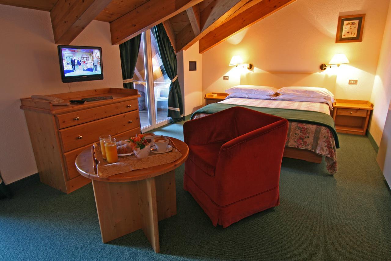 B&B Garni Villa Campitello Campitello di Fassa Ngoại thất bức ảnh